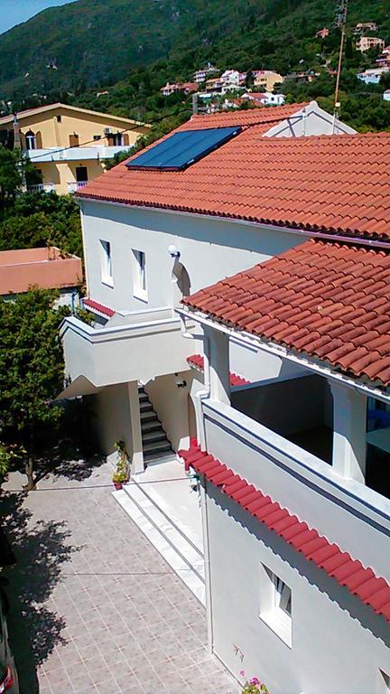 Gorgona Apartments & Studios Ipsos Exterior photo